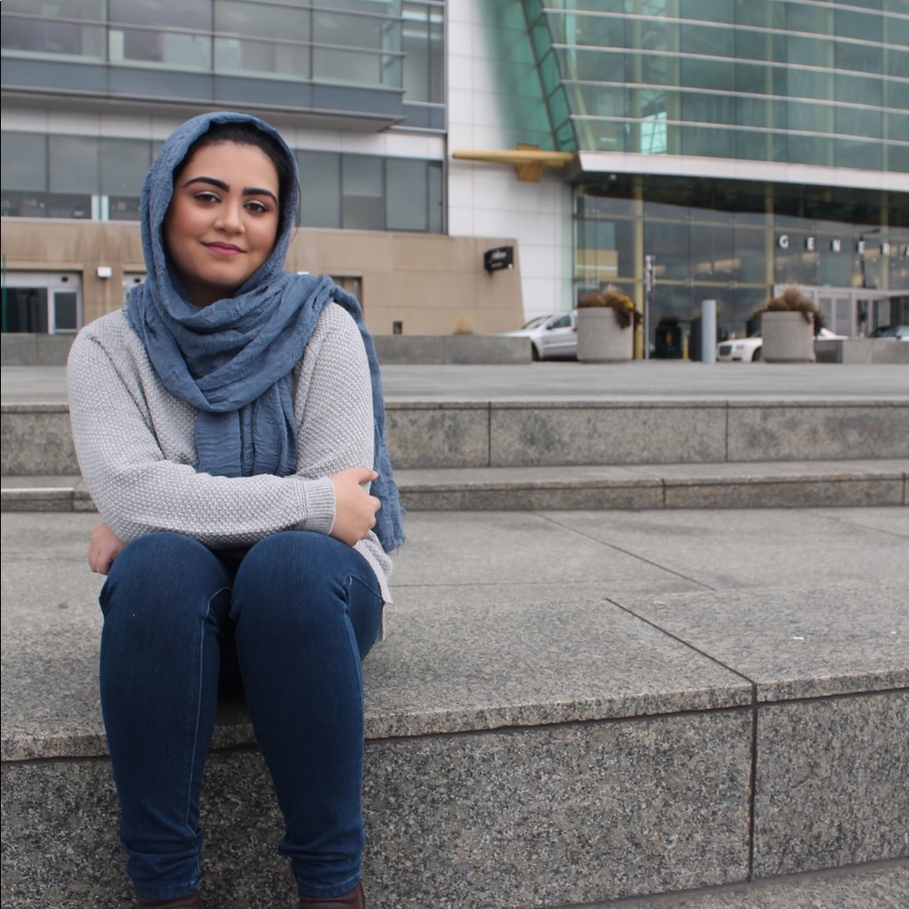 Meet your Posher, Shireen
